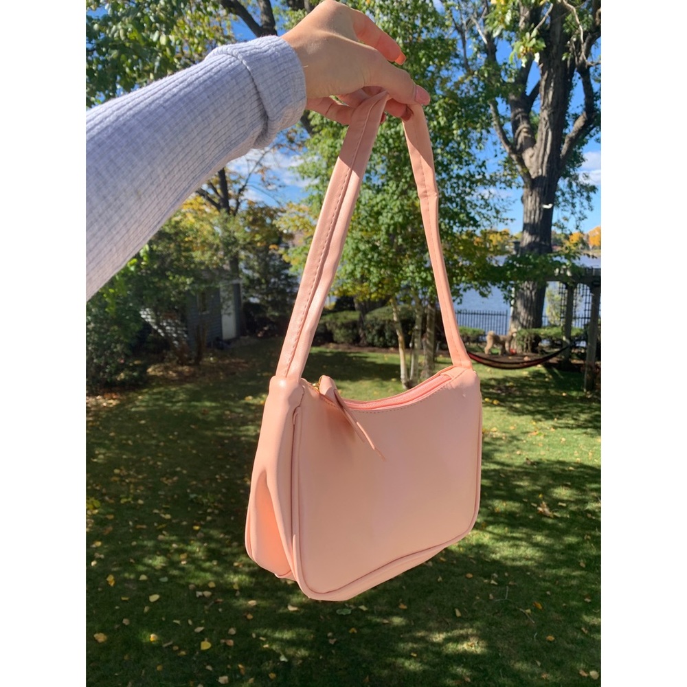 PINK FAUX LEATHER SHOULDER BAG